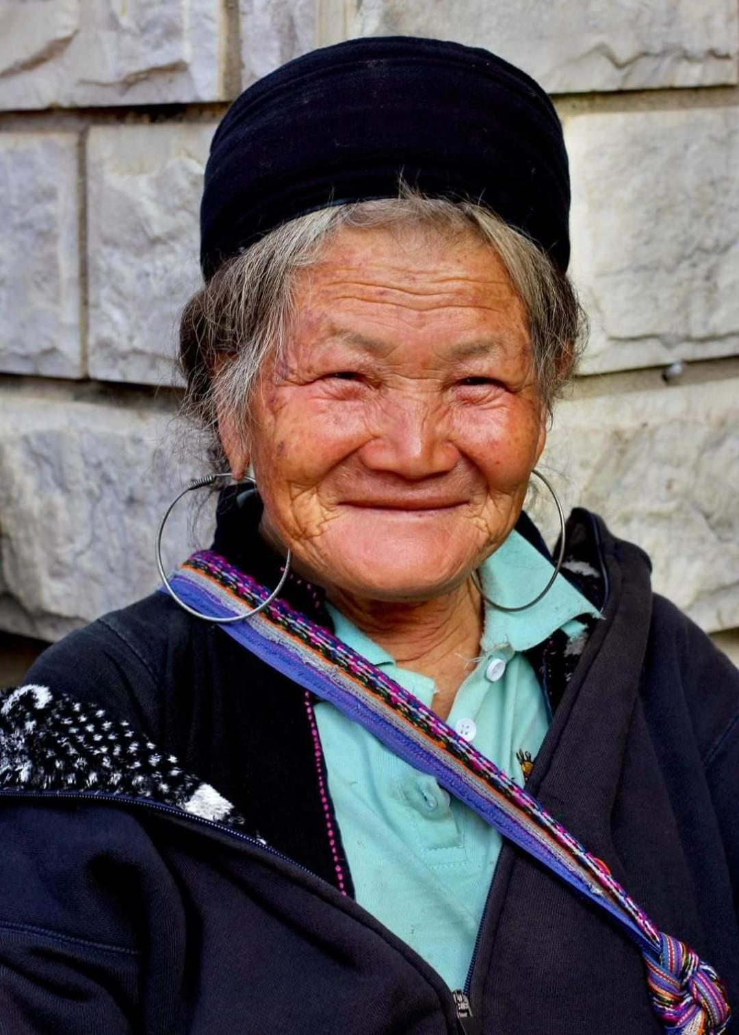Tavan Dragon House Lao Cai Eksteriør billede
